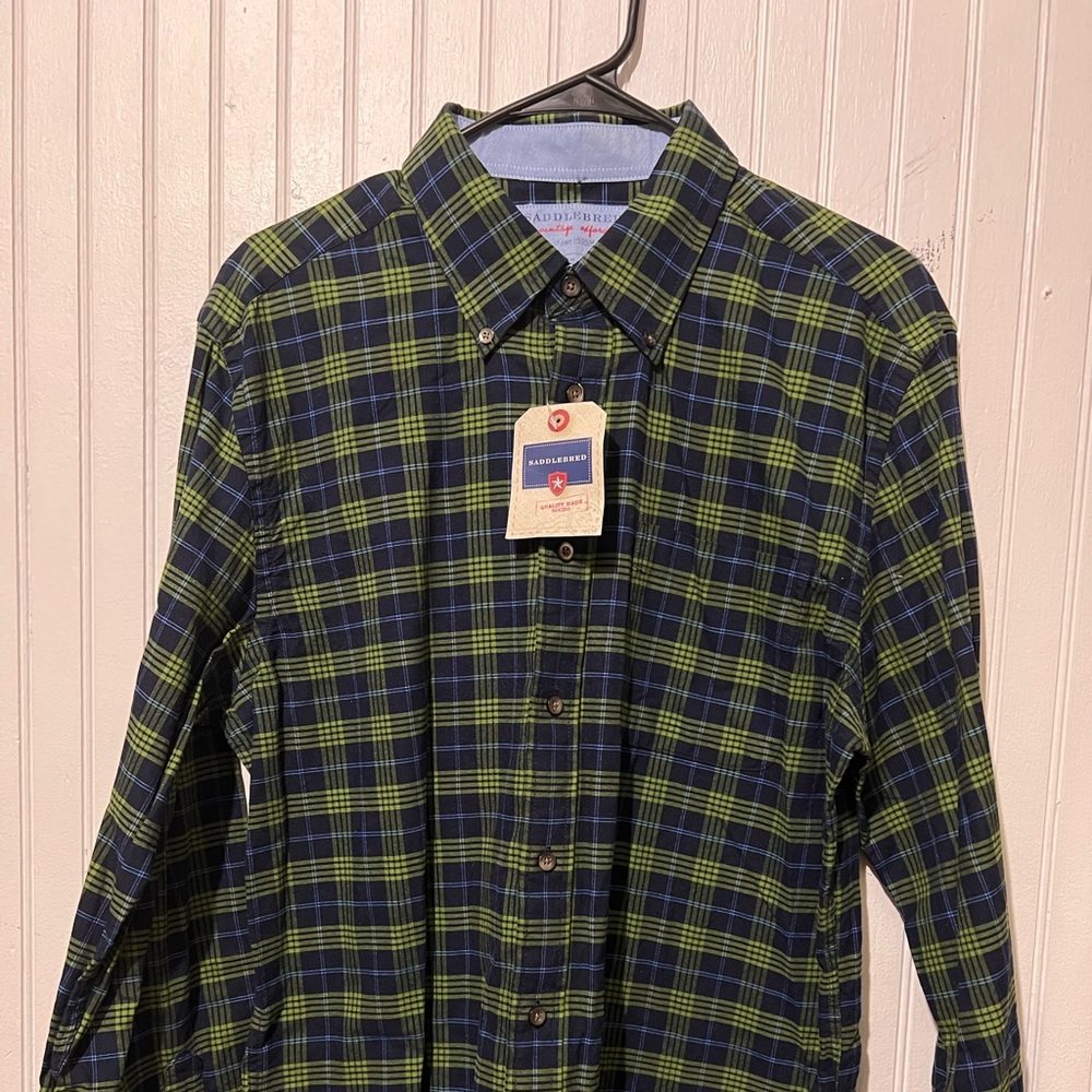 Saddlebred Buttom up. Size M (has a pocket)